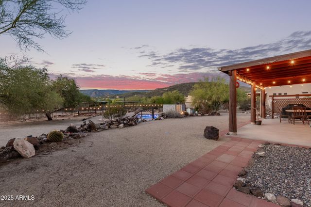 44015 N 20TH Street, New River, AZ 85087