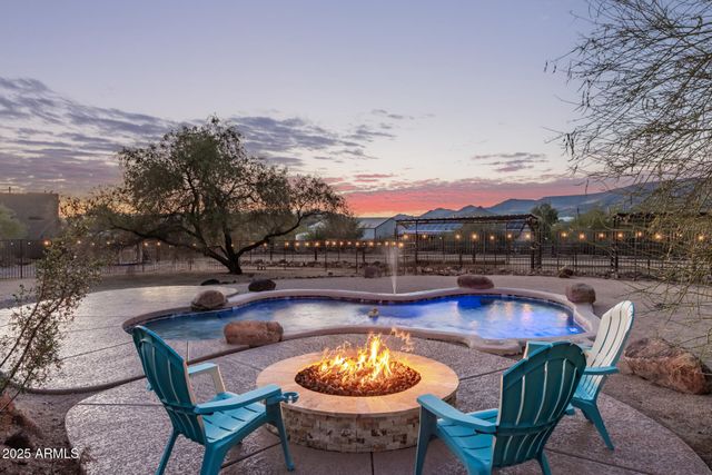 44015 N 20TH Street, New River, AZ 85087