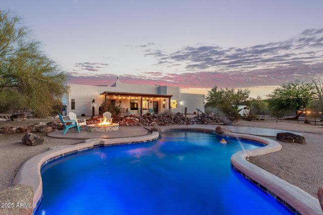 44015 N 20TH Street, New River, AZ 85087