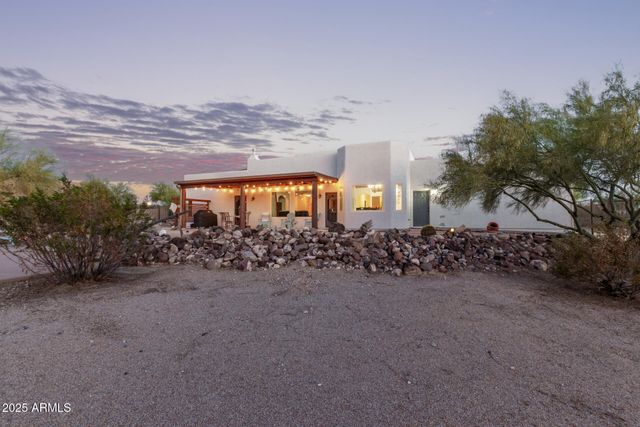 44015 N 20TH Street, New River, AZ 85087