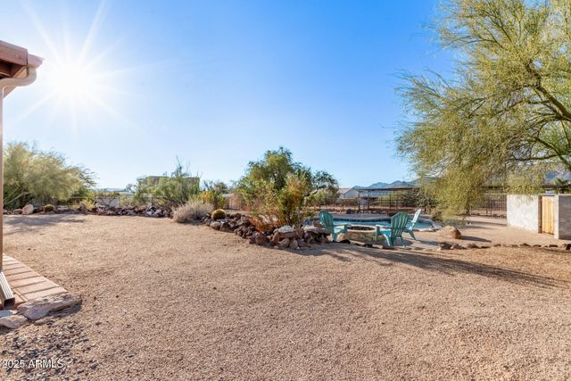 44015 N 20TH Street, New River, AZ 85087