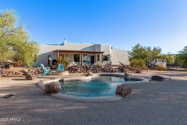 44015 N 20TH Street, New River, AZ 85087