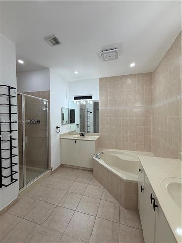 8415 NW 108th Pl, Doral, FL 33178