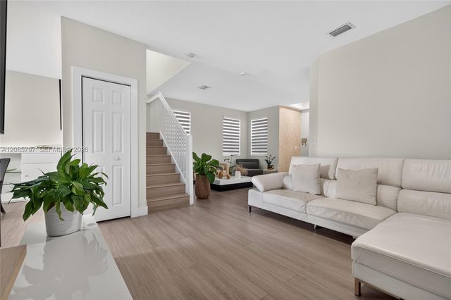 10861 NW 79th Street, Doral, FL 33178