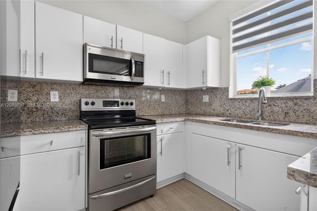 10861 NW 79th Street, Doral, FL 33178