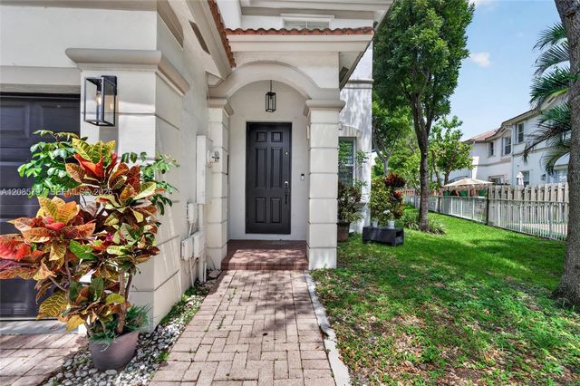 10861 NW 79th Street, Doral, FL 33178