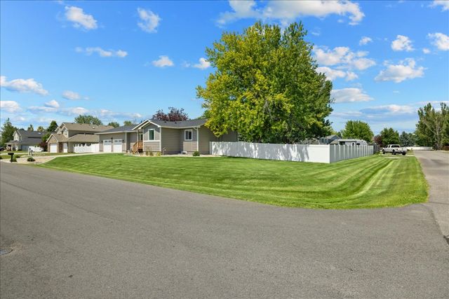 5033 Coneflower Avenue, Billings, MT 59106