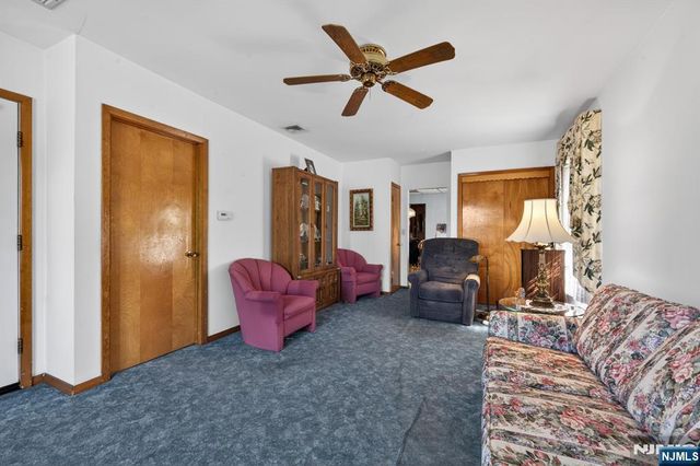 4-16 Bergen Avenue, Fair Lawn, NJ 07410