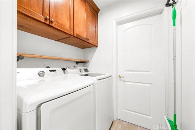 5892 Meadowlark Drive, Huntington Beach, CA 92649