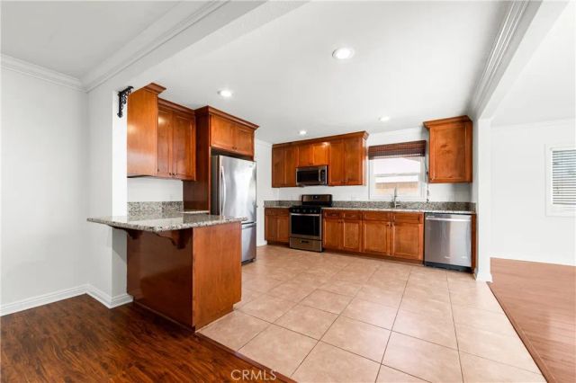5892 Meadowlark Drive, Huntington Beach, CA 92649