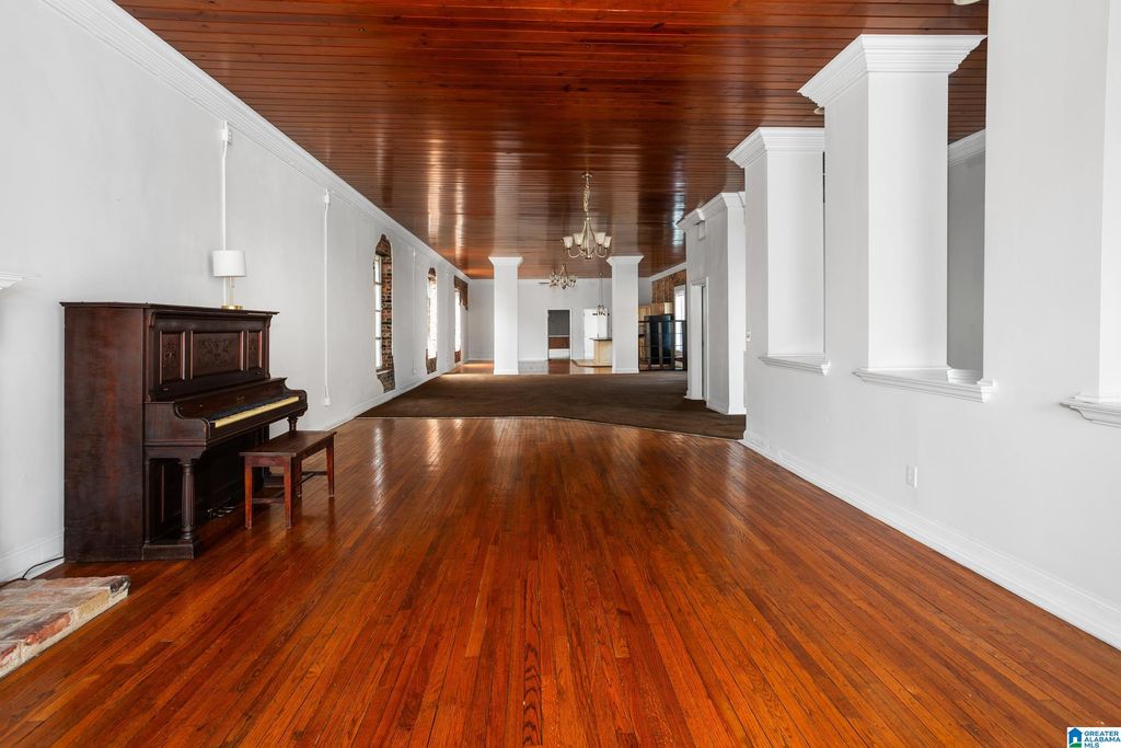 1016 NOBLE STREET, Anniston, AL 36201