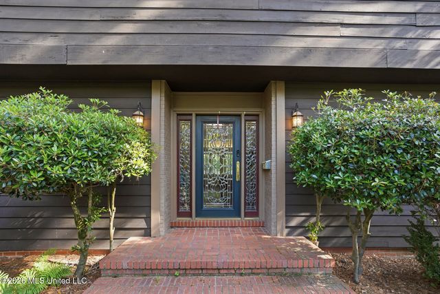 1012 Buckley Drive, Jackson, MS 39206