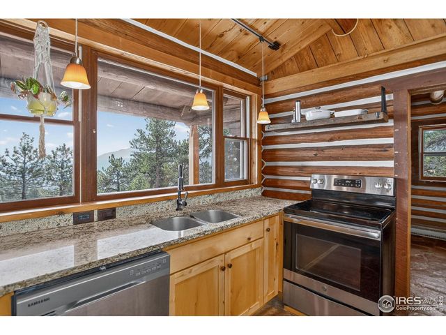 1327 Weaver Dr, Boulder, CO 80302