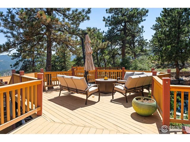 1327 Weaver Dr, Boulder, CO 80302