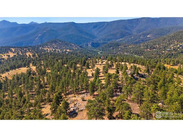 1327 Weaver Dr, Boulder, CO 80302