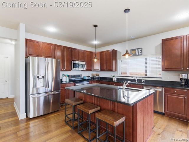 6866 Williamsbury Circle, Clarkston, MI 48348