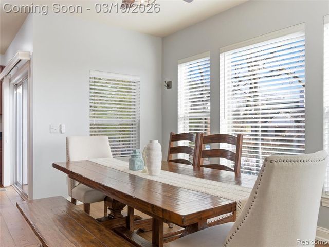 6866 Williamsbury Circle, Clarkston, MI 48348