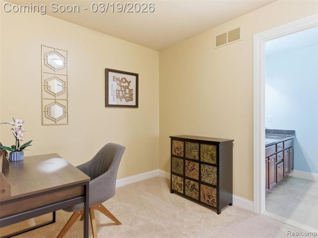 6866 Williamsbury Circle, Clarkston, MI 48348