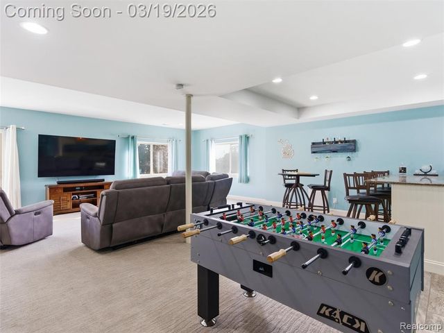 6866 Williamsbury Circle, Clarkston, MI 48348