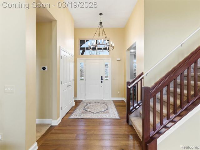 6866 Williamsbury Circle, Clarkston, MI 48348