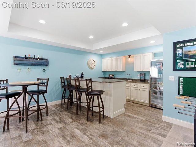 6866 Williamsbury Circle, Clarkston, MI 48348