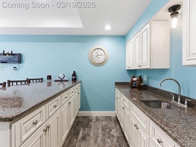 6866 Williamsbury Circle, Clarkston, MI 48348