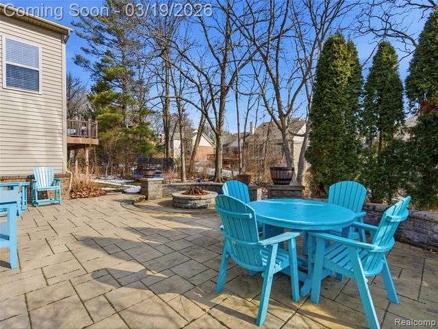 6866 Williamsbury Circle, Clarkston, MI 48348