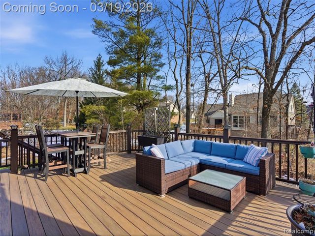 6866 Williamsbury Circle, Clarkston, MI 48348