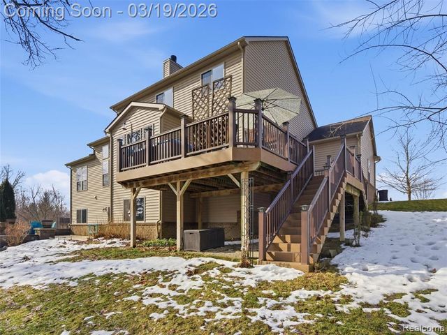 6866 Williamsbury Circle, Clarkston, MI 48348