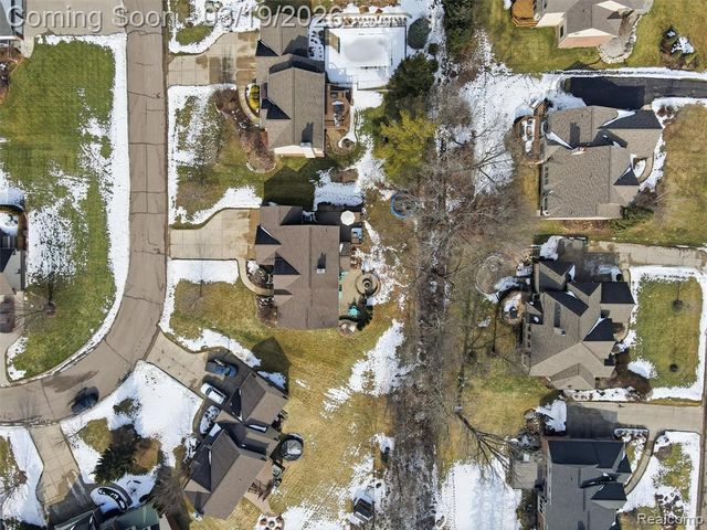 6866 Williamsbury Circle, Clarkston, MI 48348