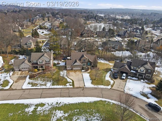 6866 Williamsbury Circle, Clarkston, MI 48348