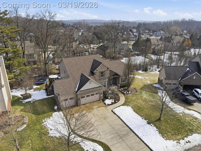 6866 Williamsbury Circle, Clarkston, MI 48348