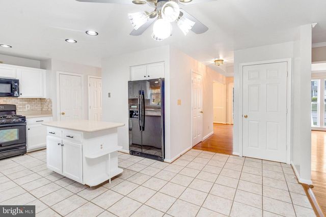 15385 BEVANWOOD DR, Woodbridge, VA 22193