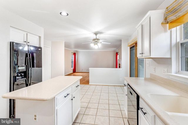 15385 BEVANWOOD DR, Woodbridge, VA 22193