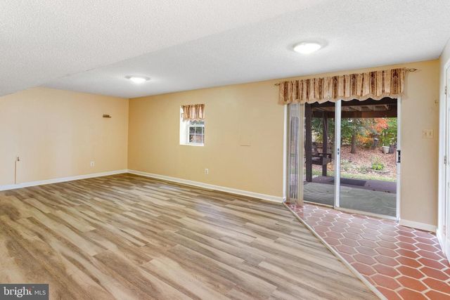 15385 BEVANWOOD DR, Woodbridge, VA 22193