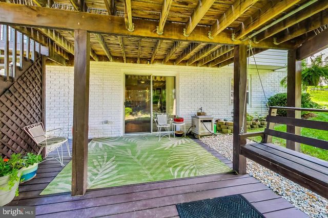 15385 BEVANWOOD DR, Woodbridge, VA 22193