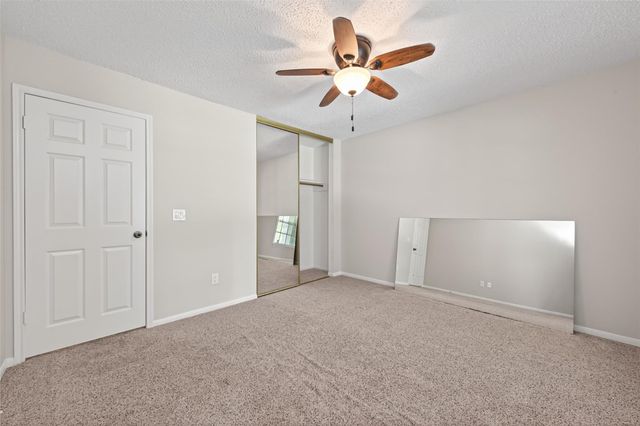 106 Breezy Point Pl, Spring, TX 77381