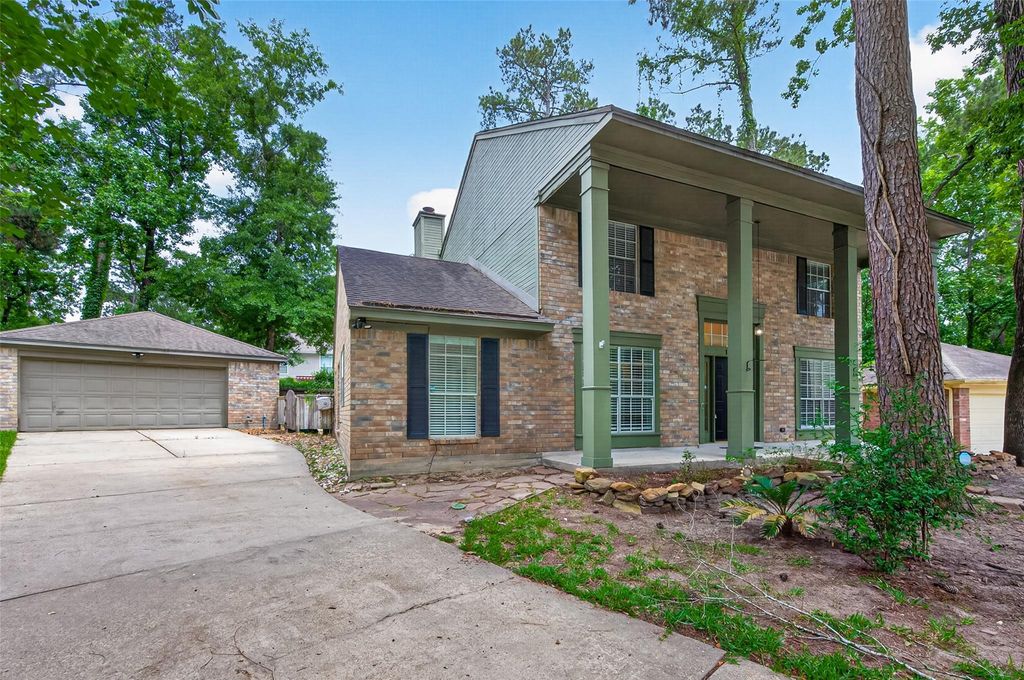 106 Breezy Point Pl, Spring, TX 77381