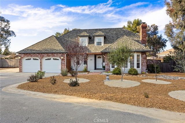 2314 Ashwood Place, Paso Robles, CA 93446