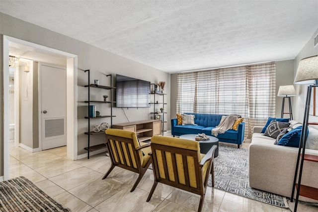 3718 W MCKAY AVENUE 104, Tampa, FL 33609