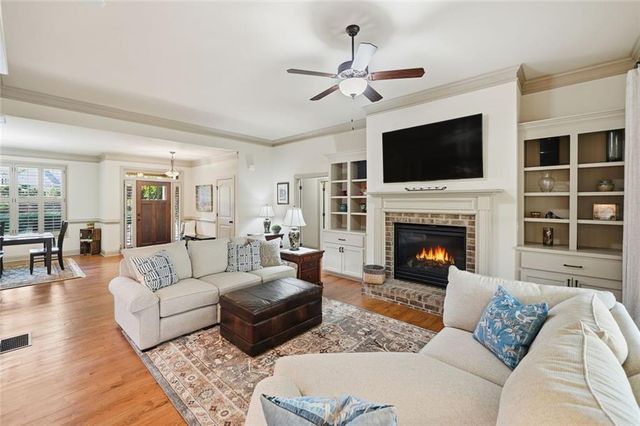 112 Glenmill Way, Woodstock, GA 30188