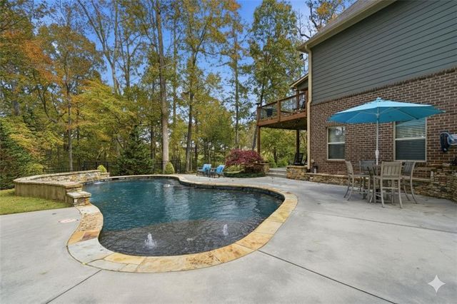 112 Glenmill Way, Woodstock, GA 30188