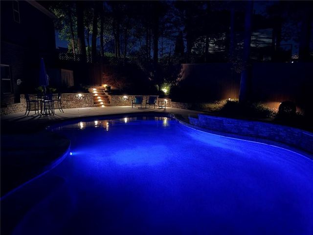 112 Glenmill Way, Woodstock, GA 30188