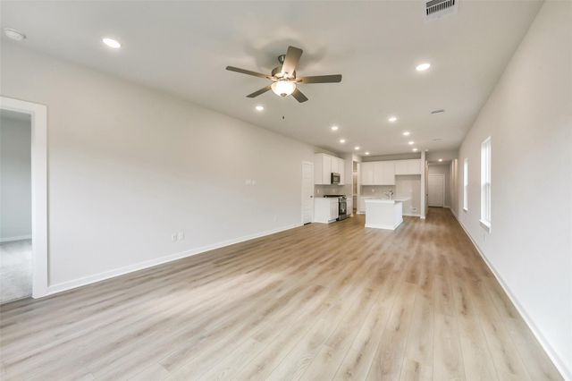 1990 Brookpointe Lane, Dayton, TX 77535