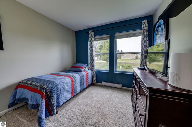 725 Francis Drive, Traverse City, MI 49696