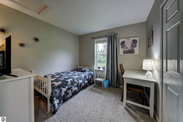 725 Francis Drive, Traverse City, MI 49696