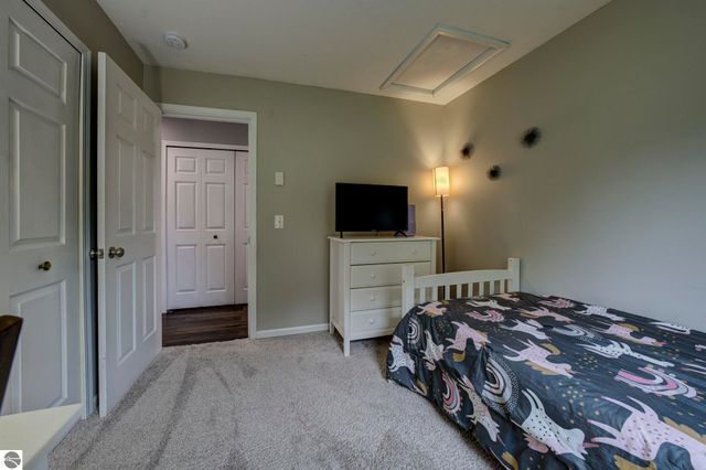 725 Francis Drive, Traverse City, MI 49696