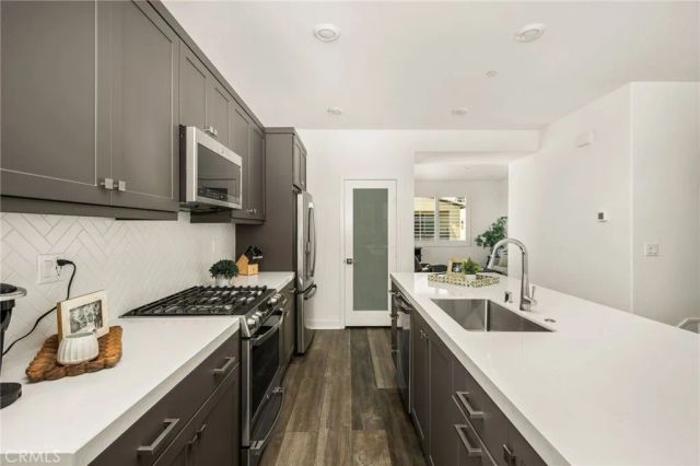 230 Yearling Way, Rancho Mission Viejo, CA 92694
