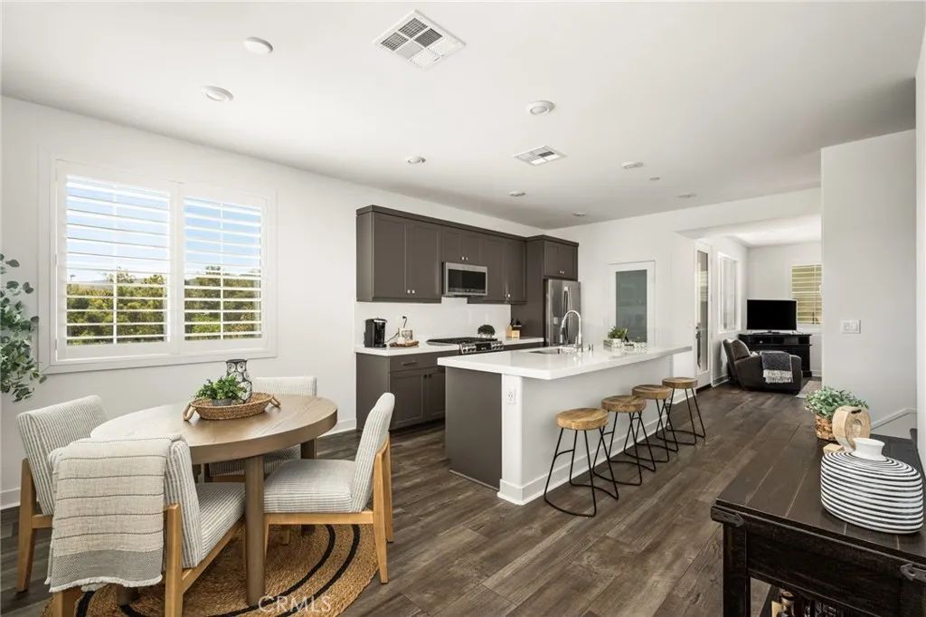 230 Yearling Way, Rancho Mission Viejo, CA 92694