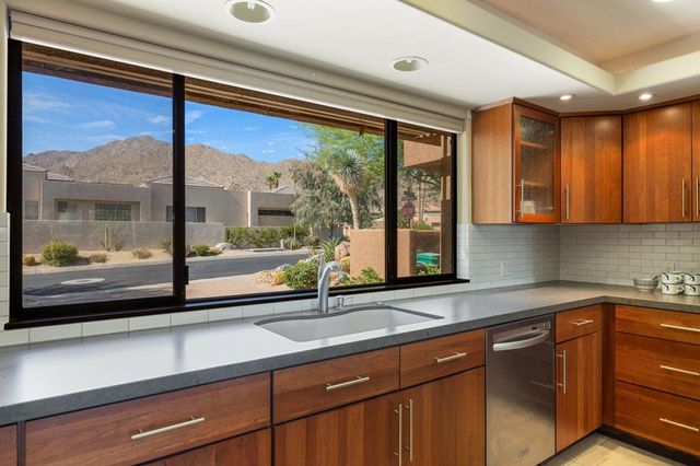 73640 Jasmine Place, Palm Desert, CA 92260